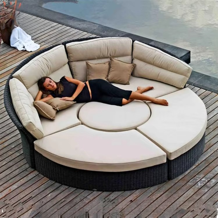Outdoor Daybed Furniture - أثاث حدائق فاخر، سرير دائري من