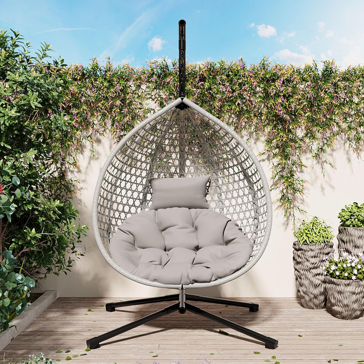 كرسي بيضاوي معلق قابل للطي من  - مراجعة Hanging Egg Chair وسعره